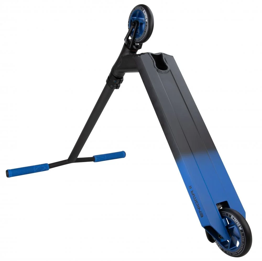 Blazer Pro Enigma Stunt Scooter black / blue
